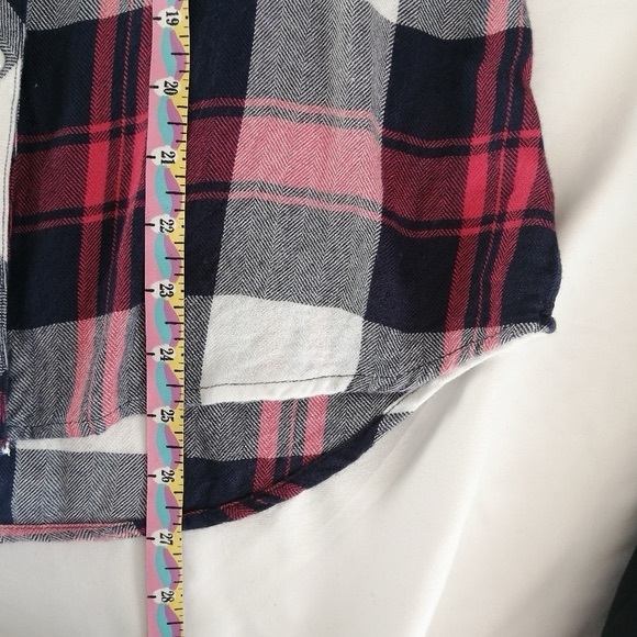 Rails Hunter Plaid Button Up in White, Indigo, Blush Small - Picture 13 of 14